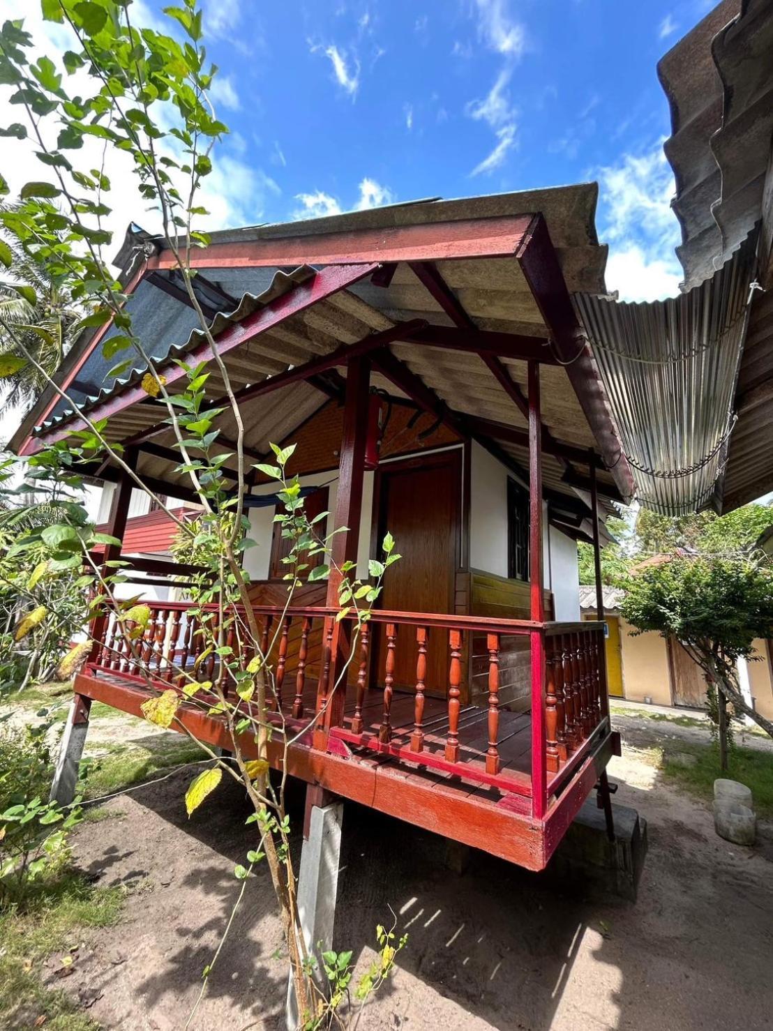 Pinks Bungalow Baan Tai Exterior foto