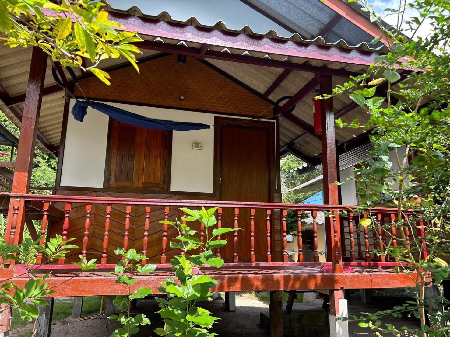 Pinks Bungalow Baan Tai Exterior foto