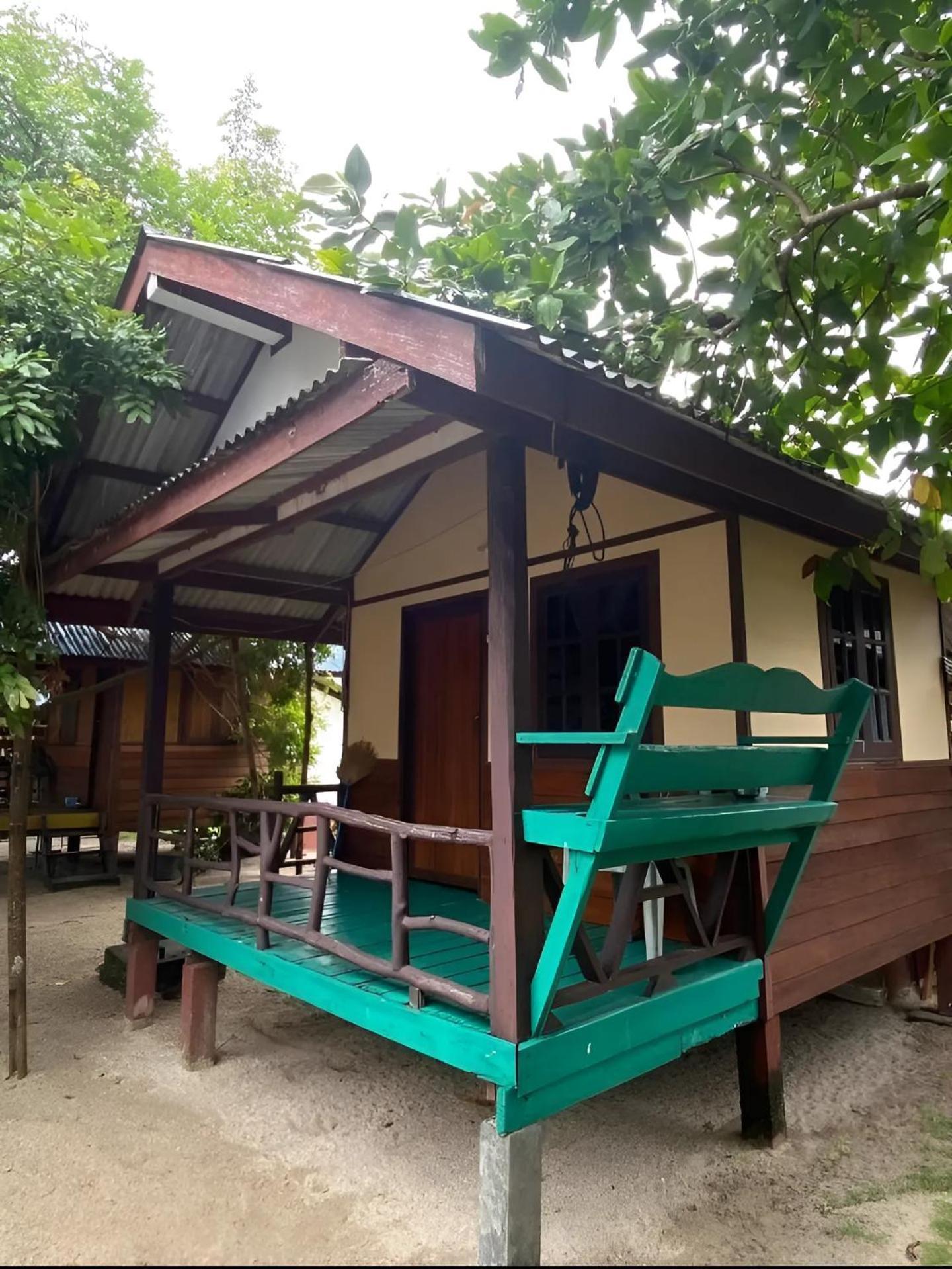 Pinks Bungalow Baan Tai Exterior foto